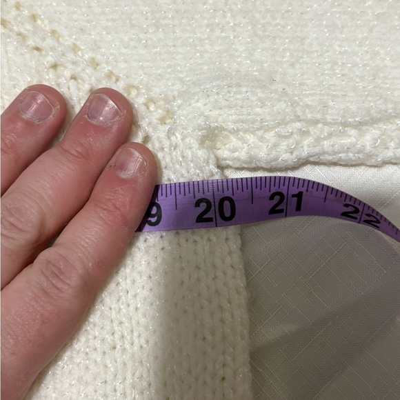 Vintage White and Purple Ribbed Knit Sweater V-Neck - Picture 6 of 8